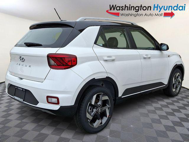 2026 Hyundai Venue SEL w/Two-Tone Roof