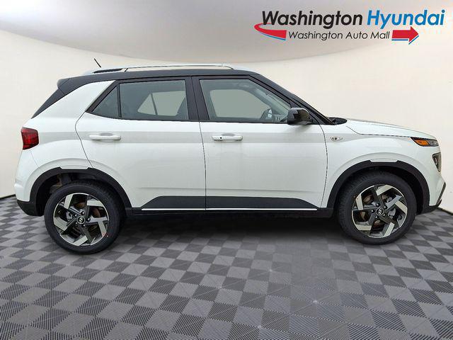 2026 Hyundai Venue SEL w/Two-Tone Roof