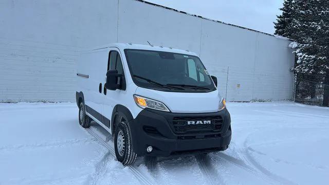2026 Ram ProMaster Cargo Van Tradesman Low Roof 136" WB w/Pass Seat