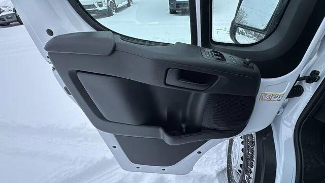 2026 Ram ProMaster Cargo Van Tradesman Low Roof 136" WB w/Pass Seat