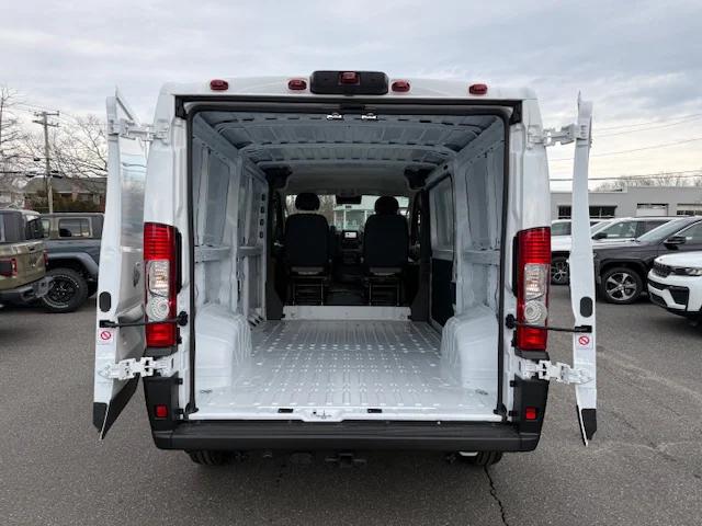 2026 Ram ProMaster Cargo Van Tradesman Low Roof 136" WB w/Pass Seat