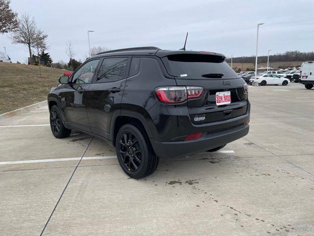 2026 Jeep Compass Latitude Altitude
