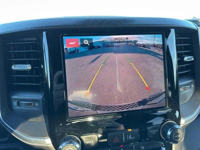 2026 Ram 1500 Big Horn Crew Cab 4x4 5'7" Box