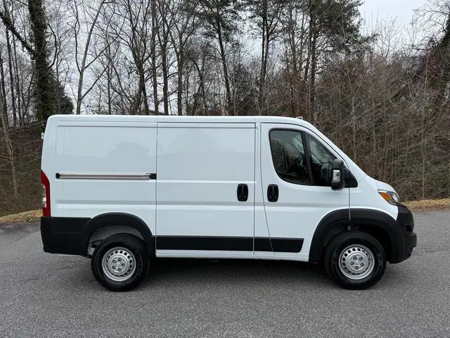 2026 Ram ProMaster Cargo Van Tradesman Low Roof 118" WB w/Pass Seat
