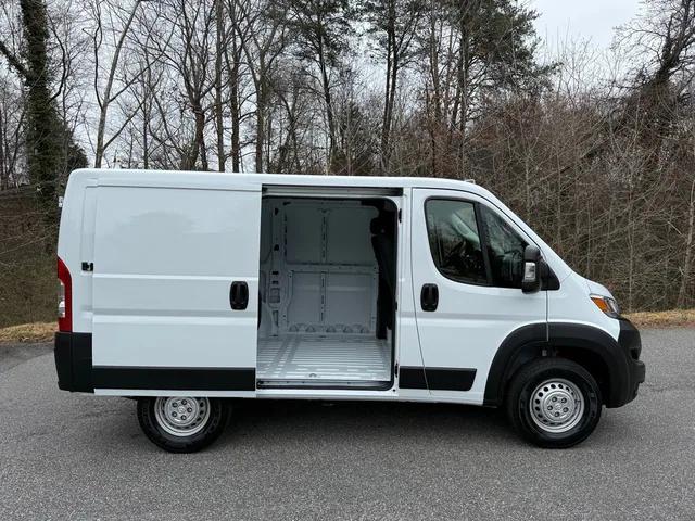 2026 Ram ProMaster Cargo Van Tradesman Low Roof 118" WB w/Pass Seat
