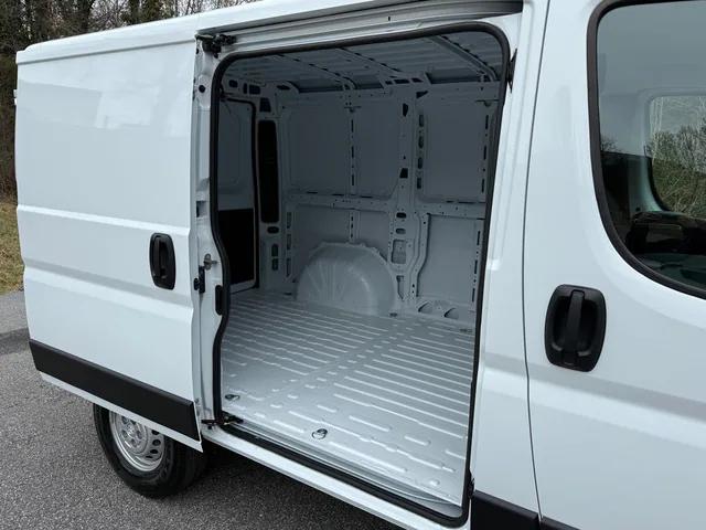 2026 Ram ProMaster Cargo Van Tradesman Low Roof 118" WB w/Pass Seat