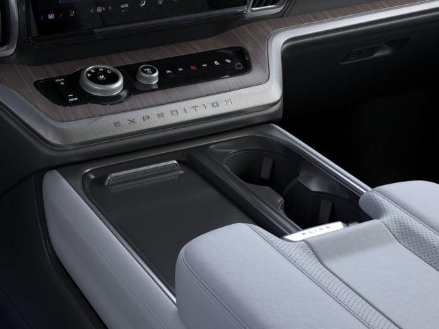 2025 Ford Expedition Platinum MAX