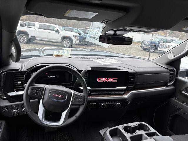 2026 GMC Sierra 2500HD Crew Cab, Long Bed, SLE, 4WD