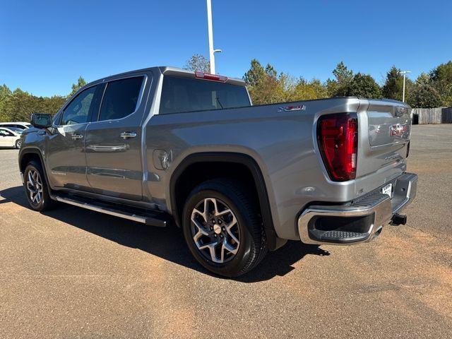 2023 GMC Sierra 1500 4WD Crew Cab Short Box SLT