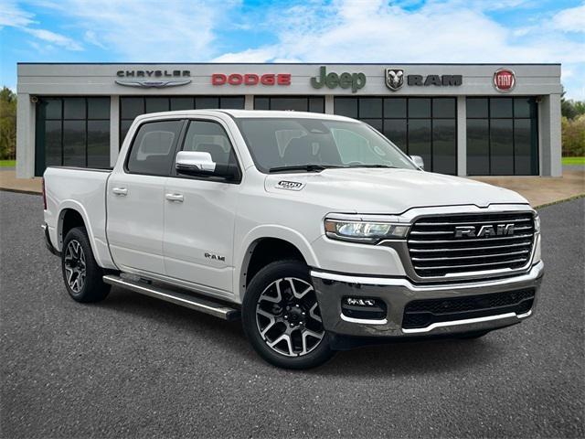 2025 RAM 1500 Laramie Crew Cab 4x4 57 Box