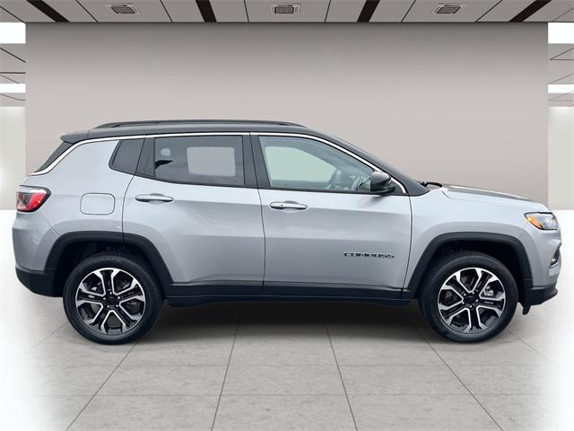 2023 Jeep Compass Limited 4x4 2023 Jeep Compass Limited 4x4