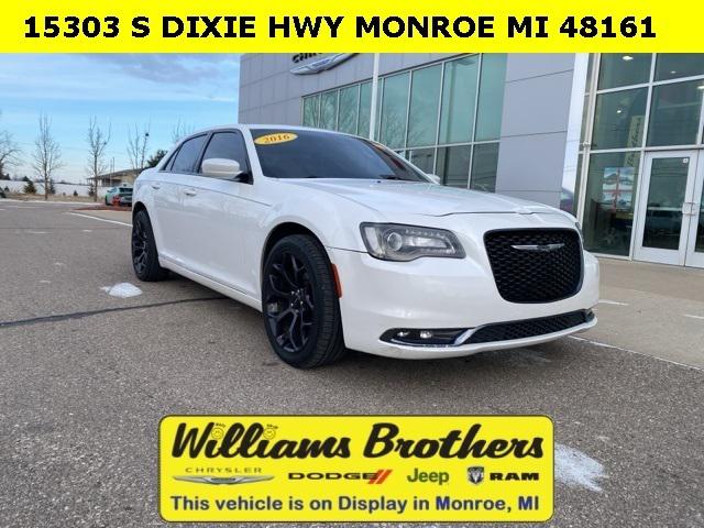 2016 Chrysler 300 300S