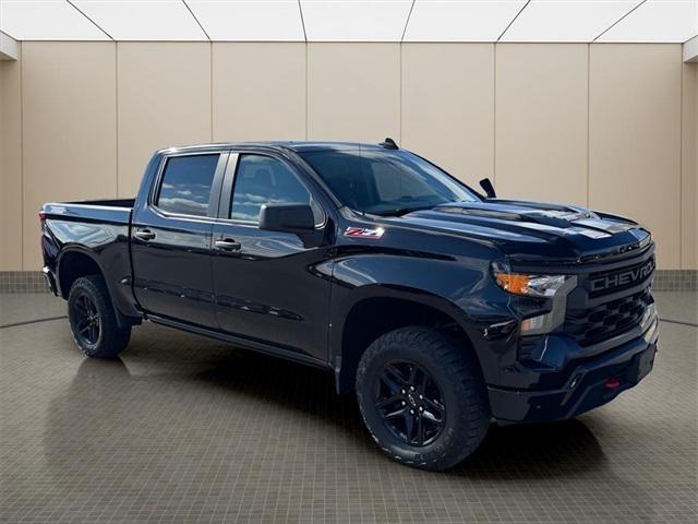 2023 Chevrolet Silverado 1500 4WD Crew Cab Short Bed Custom Trail Boss