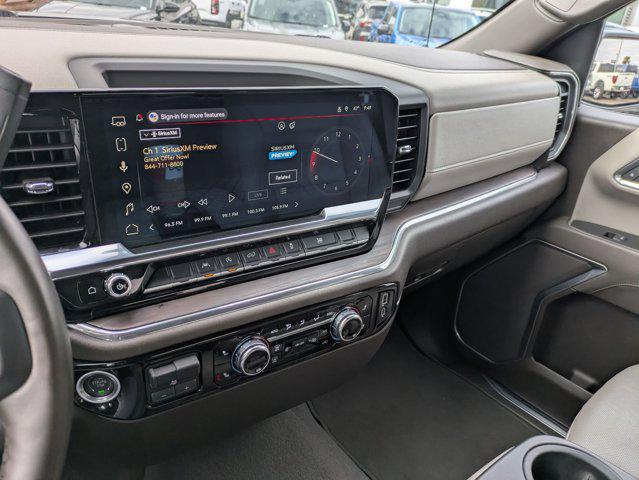 2025 GMC Sierra 1500 4WD Crew Cab Short Box SLT