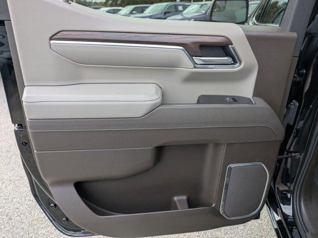 2025 GMC Sierra 1500 4WD Crew Cab Short Box SLT