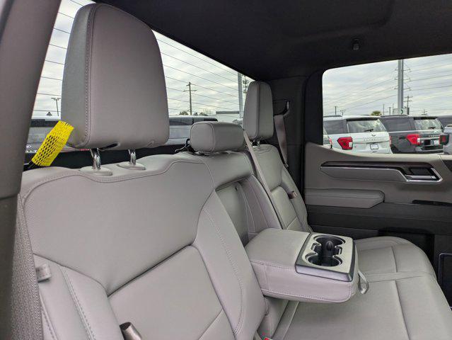2025 GMC Sierra 1500 4WD Crew Cab Short Box SLT