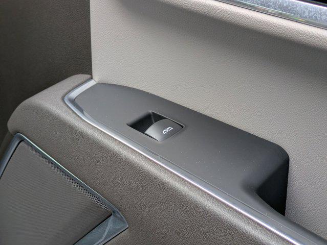 2025 GMC Sierra 1500 4WD Crew Cab Short Box SLT