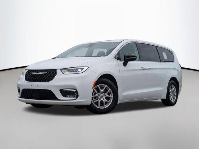 2024 Chrysler Pacifica Touring L for sale in Columbia, SC