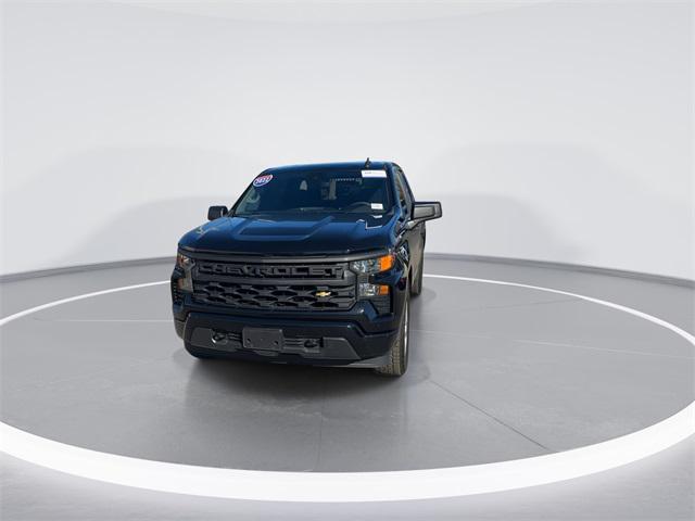2022 Chevrolet Silverado 1500 2WD Crew Cab Short Bed Custom 2022 Chevrolet Silverado 1500 2WD Crew Cab Short Bed Custom