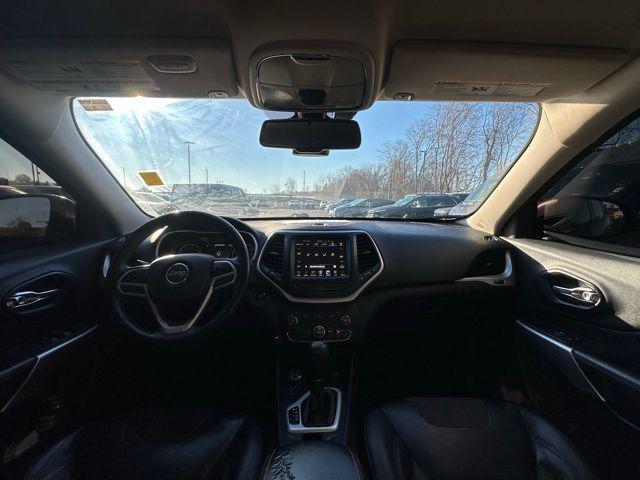 2017 Jeep Cherokee Trailhawk 4x4 2017 Jeep Cherokee Trailhawk 4x4