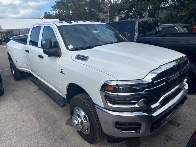 2026 RAM Ram 3500 RAM 3500 TRADESMAN CREW CAB 4X4 8 BOX 2026 RAM Ram 3500 RAM 3500 TRADESMAN CREW CAB 4X4 8 BOX