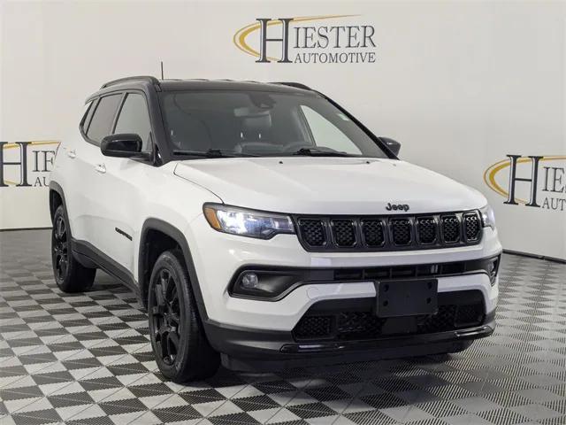 2023 Jeep Compass Altitude 4x4 2023 Jeep Compass Altitude 4x4