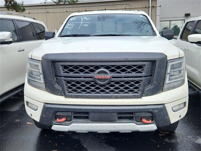2021 Nissan TITAN Crew Cab PRO-4X 4x4 2021 Nissan TITAN Crew Cab PRO-4X 4x4