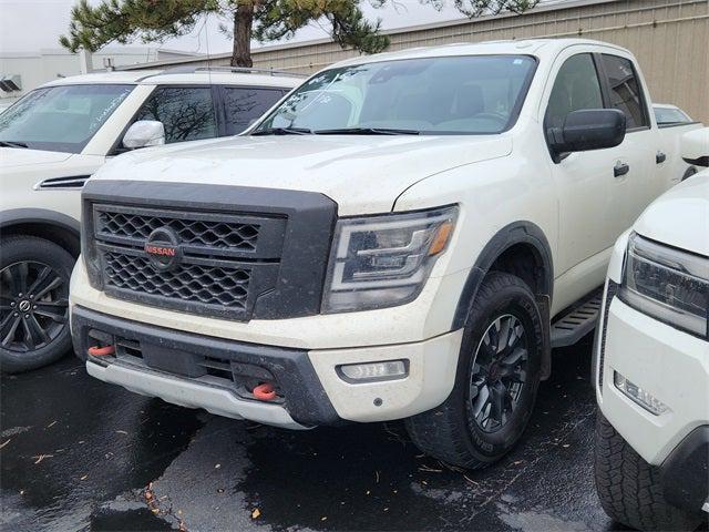 2021 Nissan TITAN Crew Cab PRO-4X 4x4 2021 Nissan TITAN Crew Cab PRO-4X 4x4