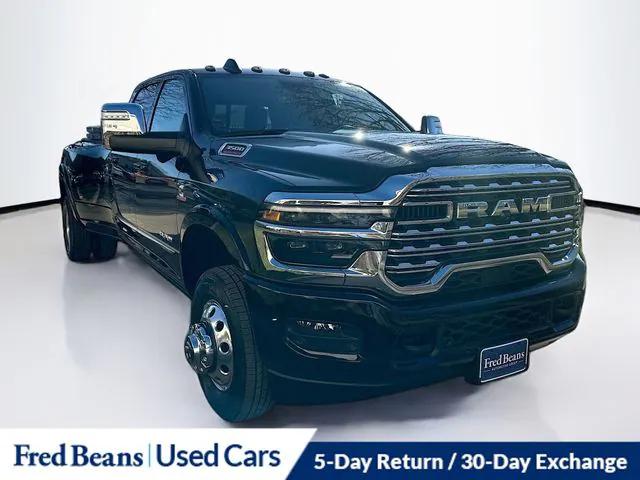 2025 RAM 3500 Limited Crew Cab 4x4 8 Box 2025 RAM 3500 Limited Crew Cab 4x4 8 Box