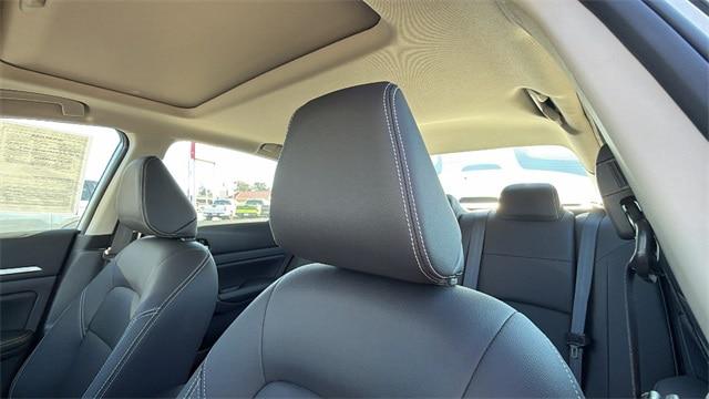 2025 Nissan Altima SL FWD