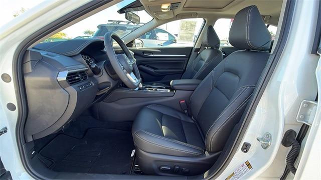 2025 Nissan Altima SL FWD