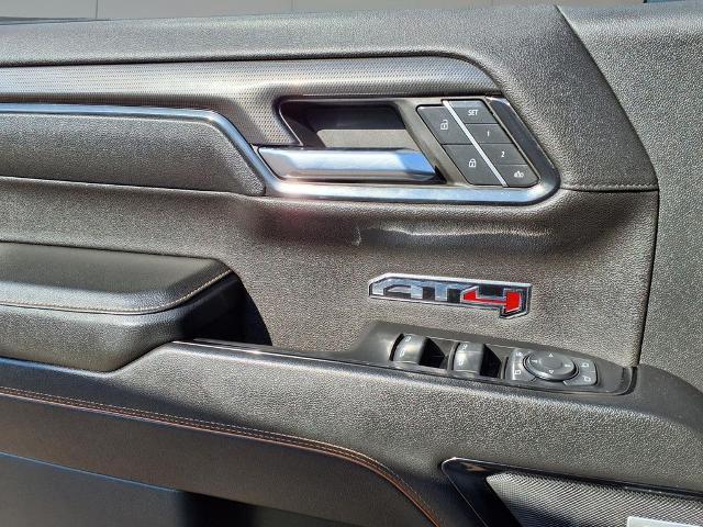 2023 GMC Sierra 1500 4WD Crew Cab Short Box AT4