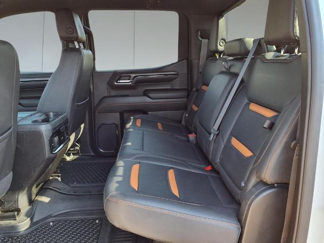 2023 GMC Sierra 1500 4WD Crew Cab Short Box AT4