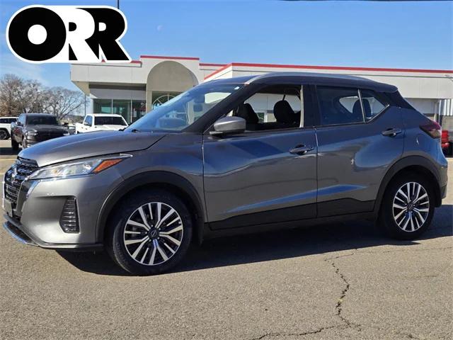 2022 Nissan Kicks SV Xtronic CVT