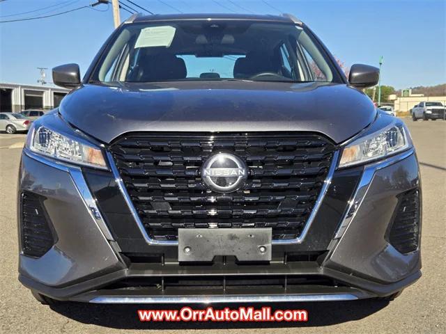 2022 Nissan Kicks SV Xtronic CVT