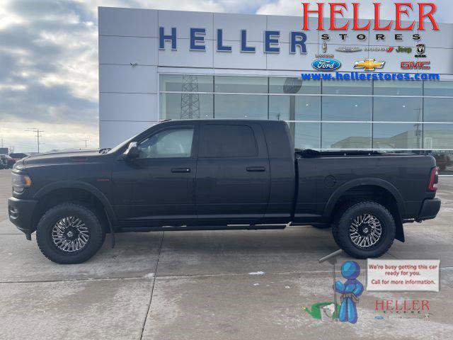 2021 RAM 3500 Limited Mega Cab 4x4 64 Box 2021 RAM 3500 Limited Mega Cab 4x4 64 Box