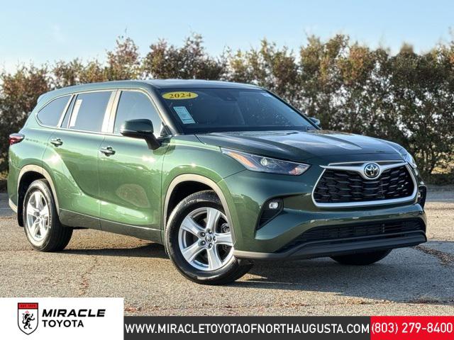 2024 Toyota Highlander LE 2024 Toyota Highlander LE