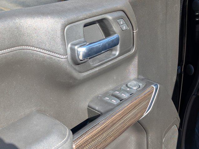 2021 Chevrolet Silverado 1500 4WD Crew Cab Short Bed LT with 2FL