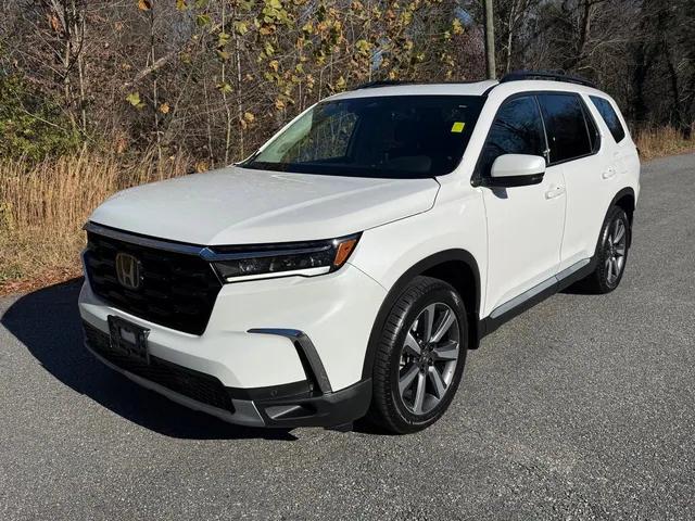 2023 Honda Pilot AWD Touring 2023 Honda Pilot AWD Touring