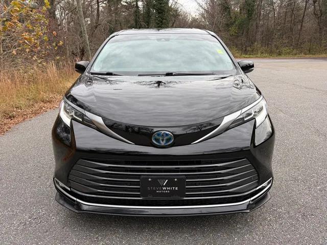 2023 Toyota Sienna Limited