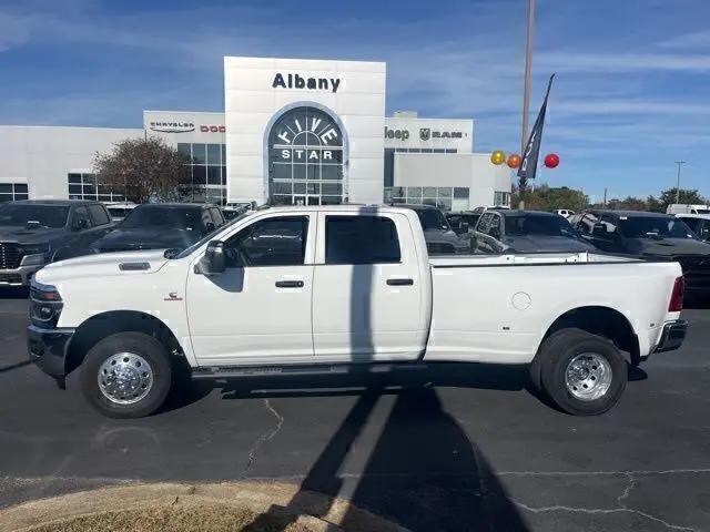 2026 Ram 3500 Tradesman Crew Cab 4x4 8' Box