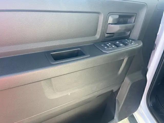 2026 Ram 3500 Tradesman Crew Cab 4x4 8' Box