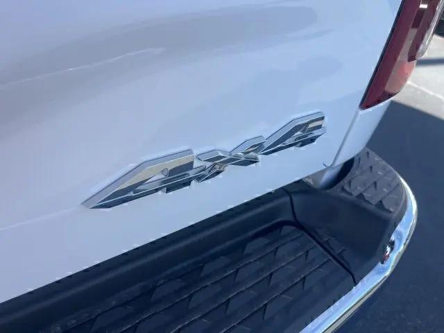 2026 Ram 3500 Tradesman Crew Cab 4x4 8' Box