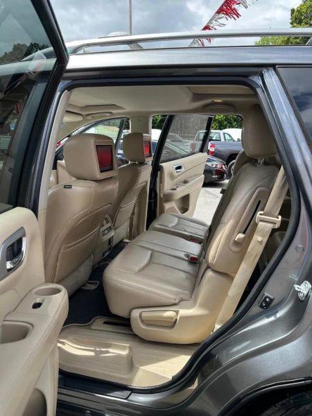 2015 Nissan Pathfinder Platinum