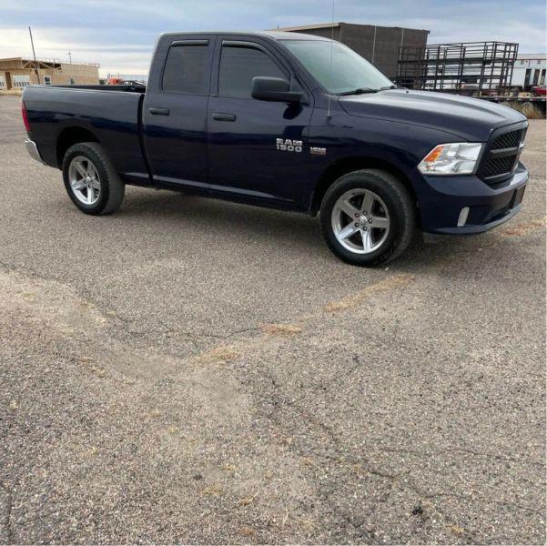 2017 Ram 1500 Express Quad Cab 4x4 6'4" Box