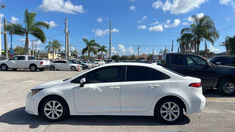 2021 Toyota Corolla LE