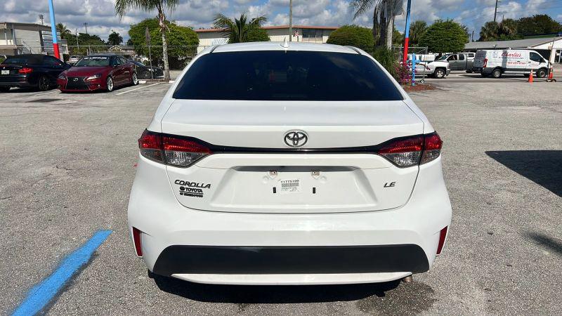 2021 Toyota Corolla LE