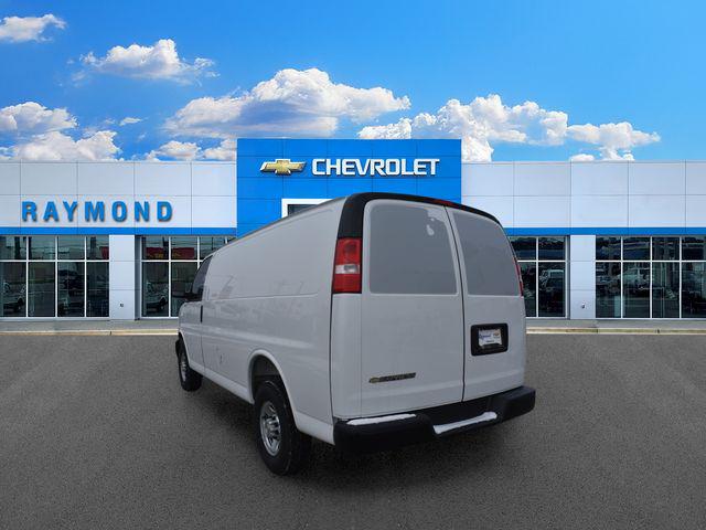 2025 Chevrolet Express Cargo Van RWD 2500 Regular Wheelbase WT