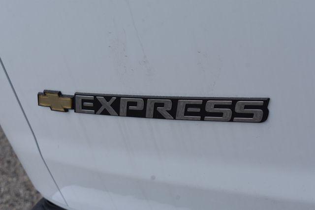 2025 Chevrolet Express Cargo Van RWD 2500 Regular Wheelbase WT