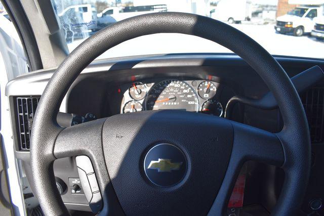 2025 Chevrolet Express Cargo Van RWD 3500 Extended Wheelbase WT